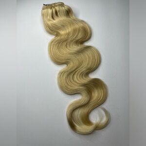 16 Inch body Wave Clip In light Blonde  #613 100% Human hair extensions